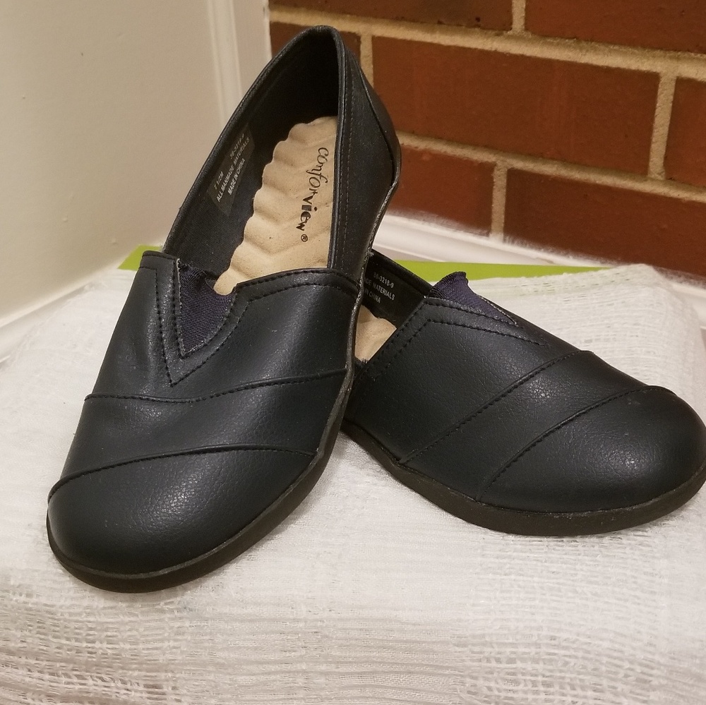 Navy Flats